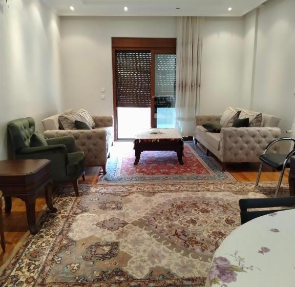 تختخواب و صبحانه özçelik Apartmanı