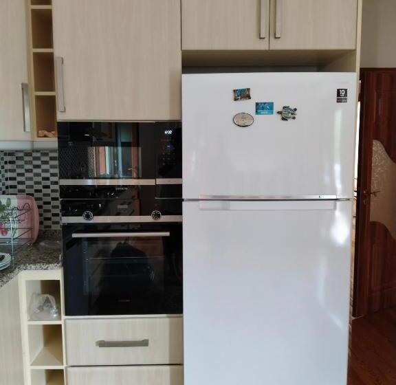 تختخواب و صبحانه özçelik Apartmanı