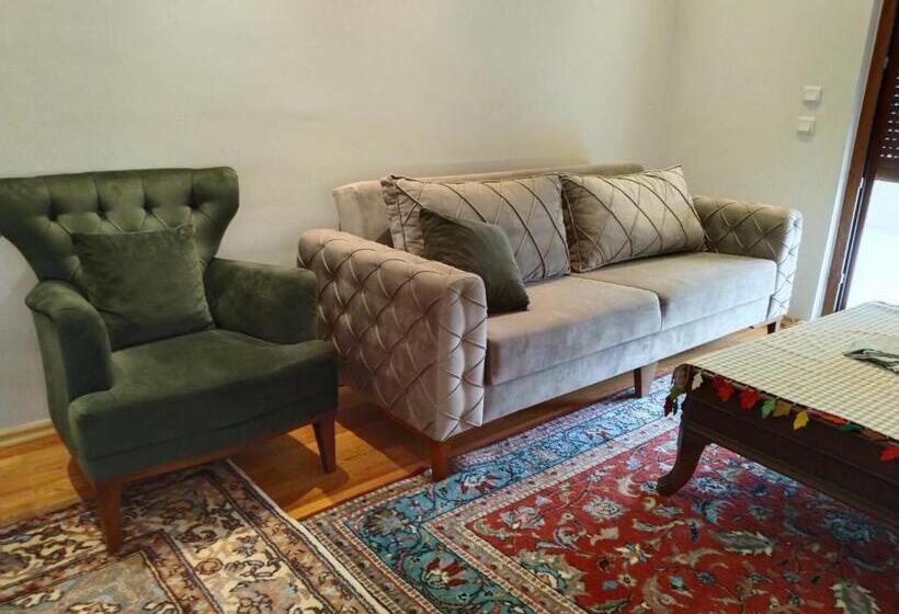 تختخواب و صبحانه özçelik Apartmanı