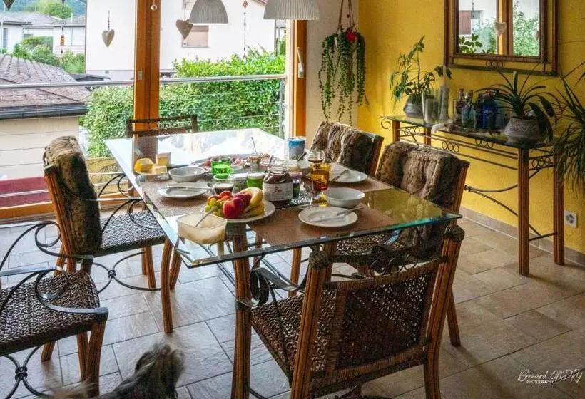 Aamiaismajoitus (B&B) Zimmer Mit Eigenem Badezimmer