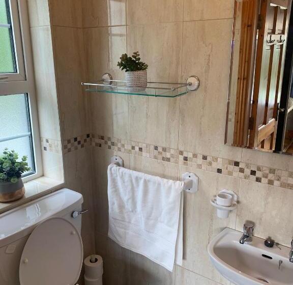 Garrenmore Lodge B&b