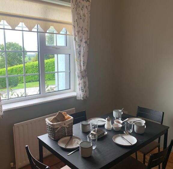 Garrenmore Lodge B&b