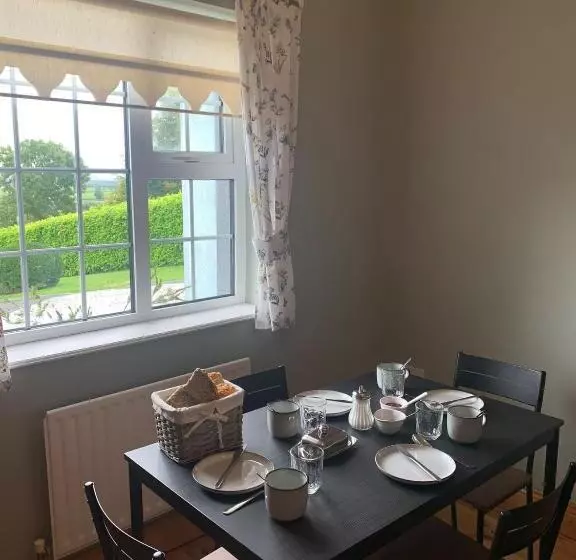 Garrenmore Lodge B&b