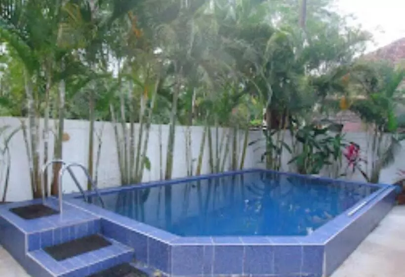 Hotelli Aqualura, Goa