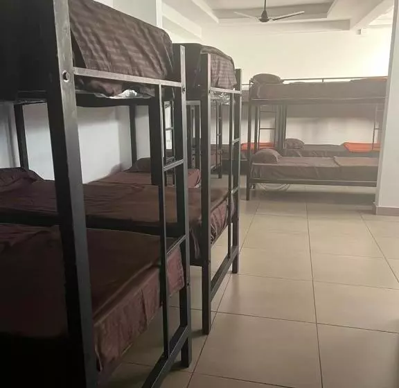 Hotelli Aroma Inn