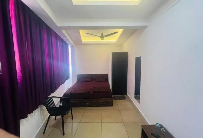 Hotelli Aroma Inn