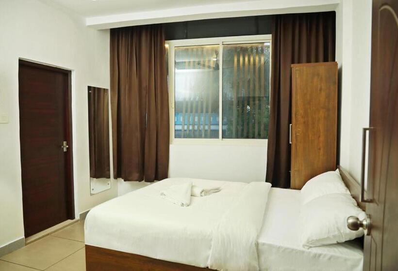 בית מלון כפרי Aroma Inn