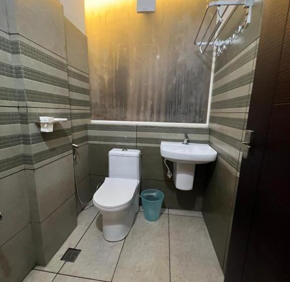 בית מלון כפרי Aroma Inn