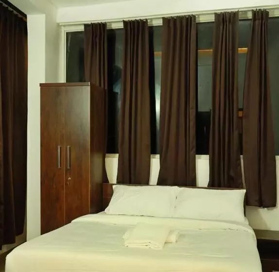Hotelli Aroma Inn