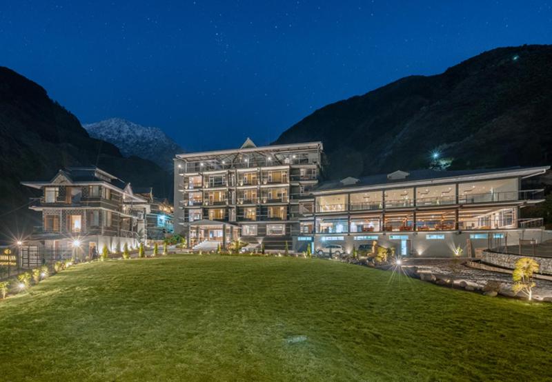 Отель Great Empire