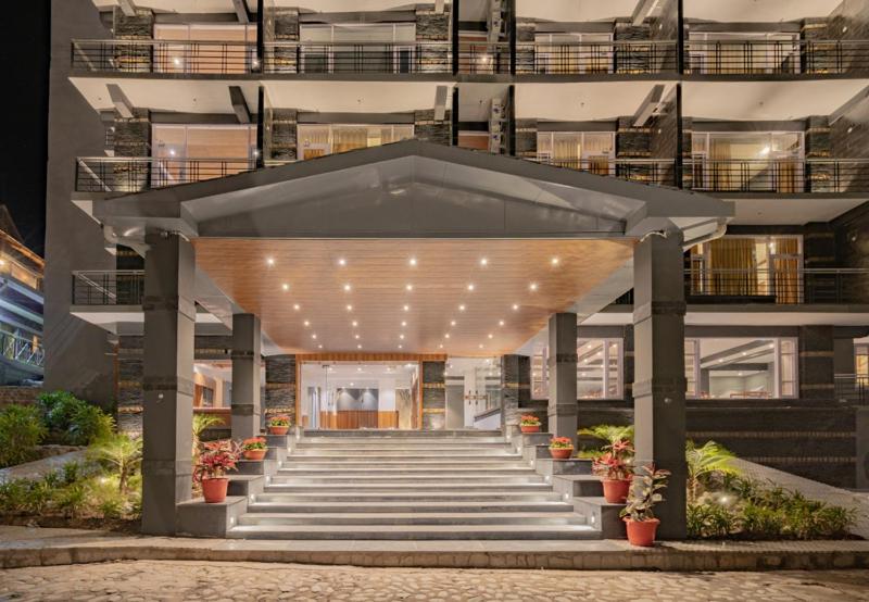 Отель Great Empire