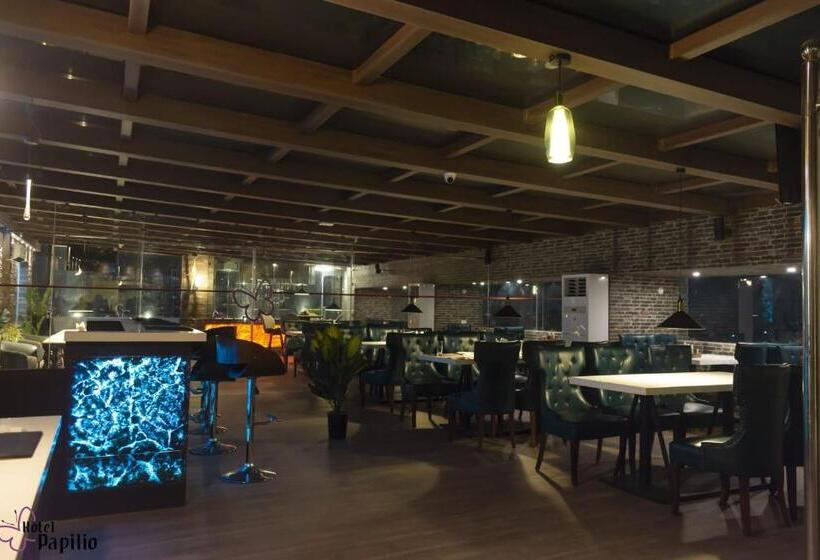 فندق Papilio
