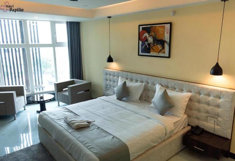 فندق Papilio