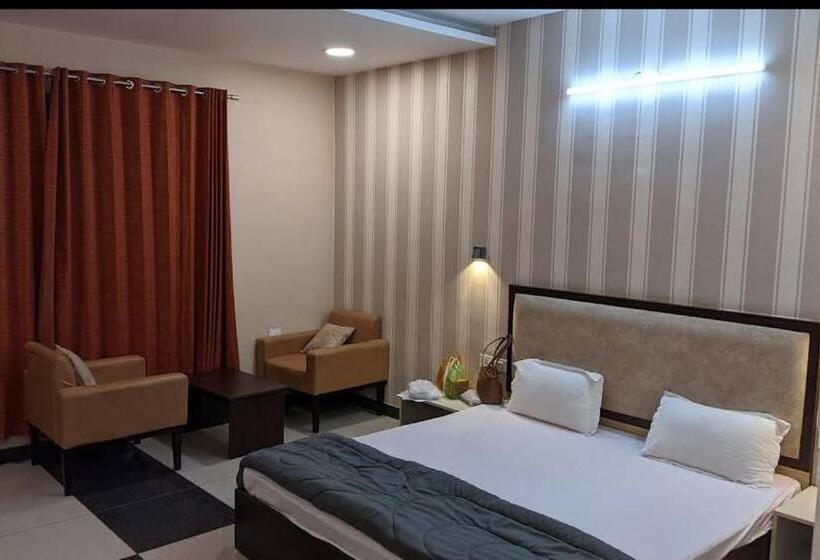 Hotel Reva Prabhu Sadan