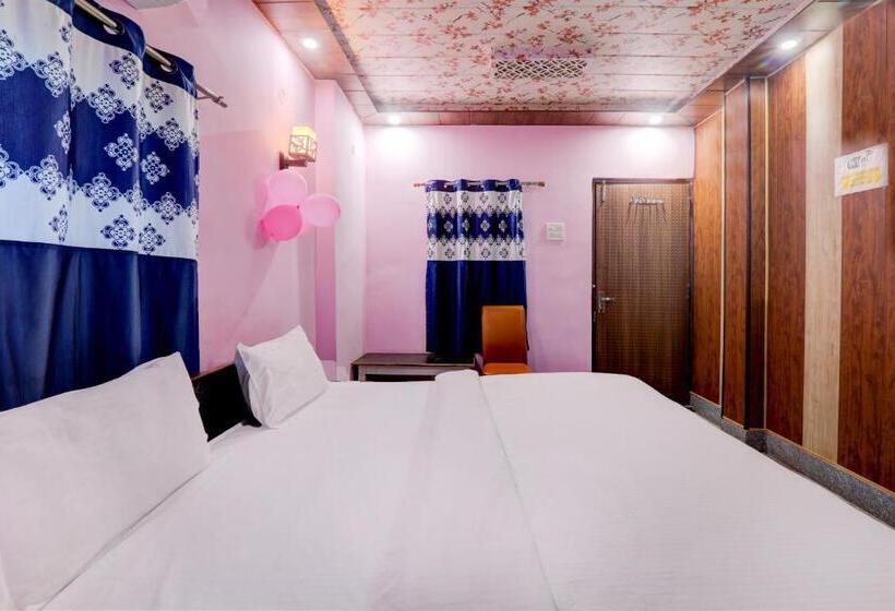 호텔 Satyam Shivam Sundaram