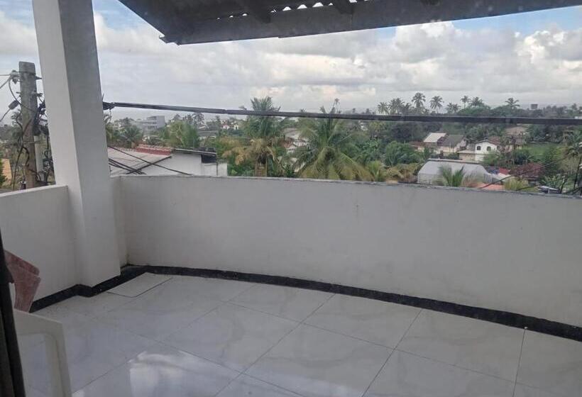 פנסיון Blue Sea