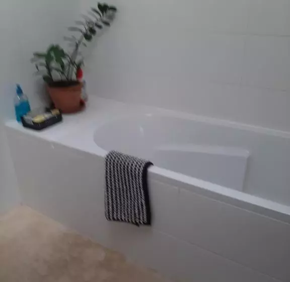 پانسیون Chez Monique Et Rémi