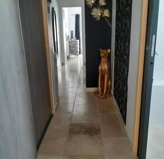 پانسیون Chez Monique Et Rémi