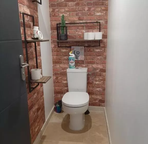 پانسیون Chez Monique Et Rémi