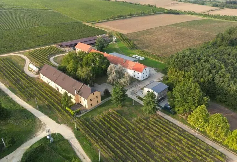 ペンション Penzion Nofasada