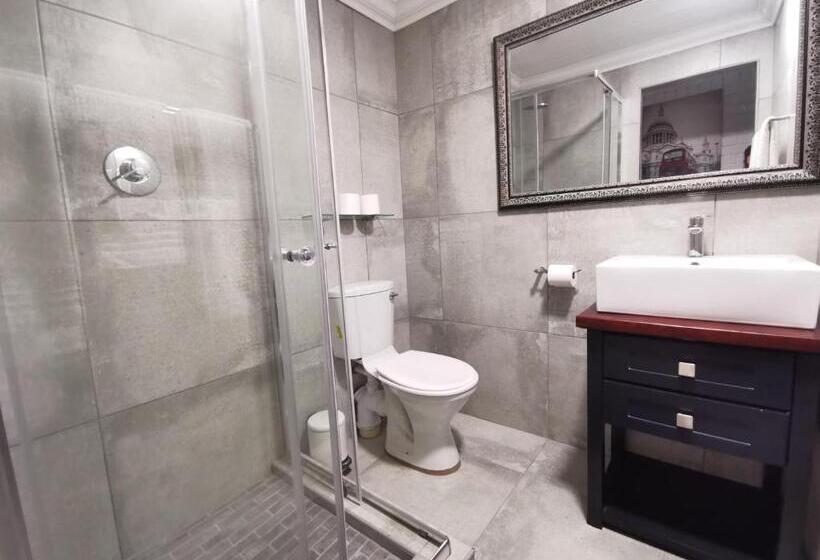 بنسيون Serenity Stay