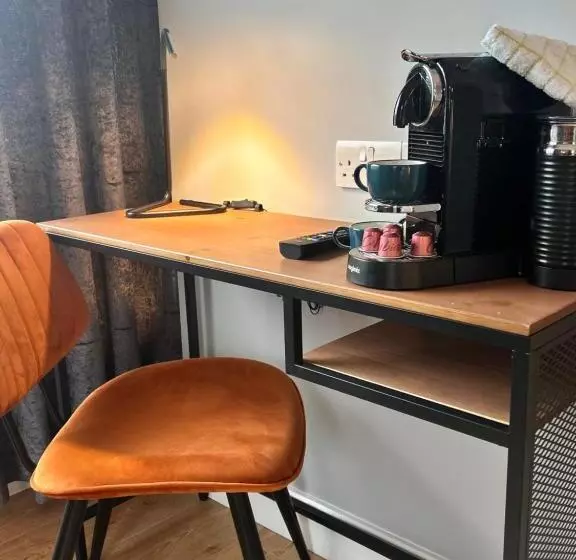 Pensió Shanroe Accommodation