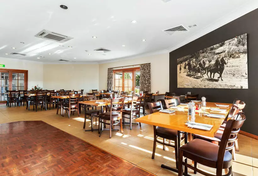 Aden Mudgee Apartments