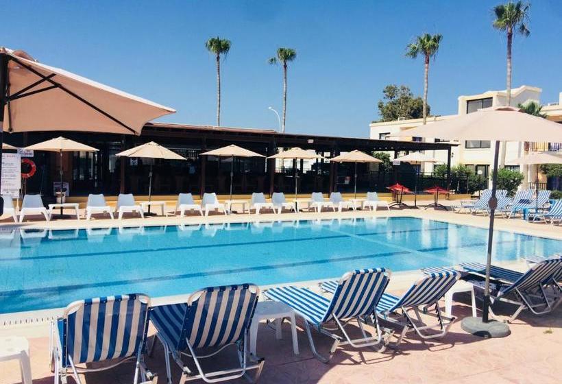 Carina Hotel Apartments