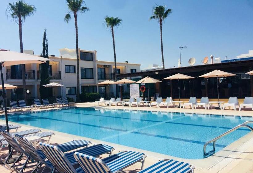 Carina Hotel Apartments