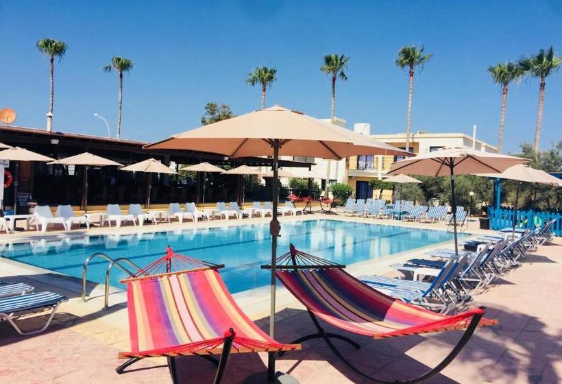 Carina Hotel Apartments