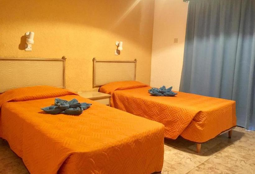 Carina Hotel Apartments