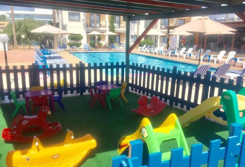 Carina Hotel Apartments