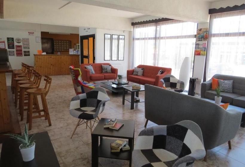 Carina Hotel Apartments