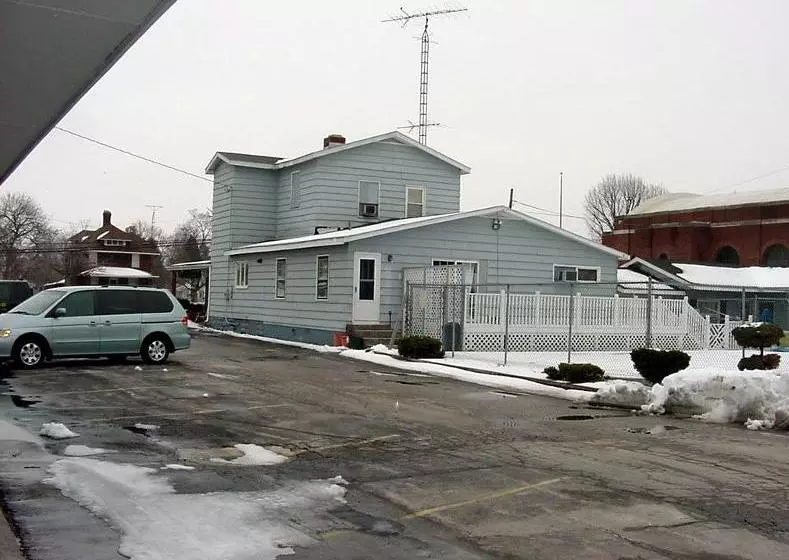 Double A Motel