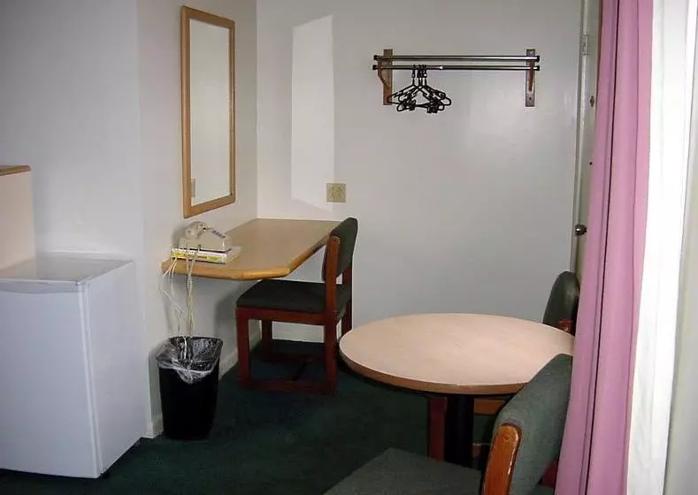 Double A Motel