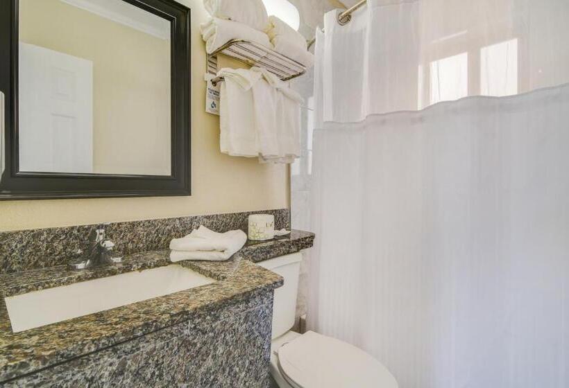 Hotel Anthony's On The Beach