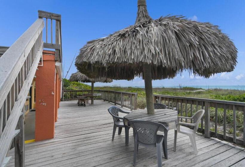 Hotel Anthony's On The Beach