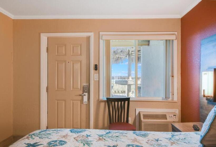 Hotel Anthony's On The Beach