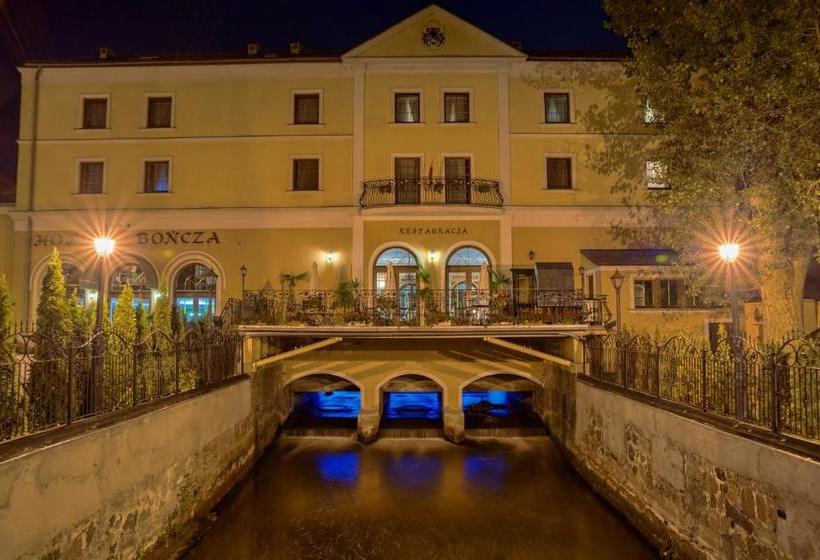 בית מלון כפרי Bończa