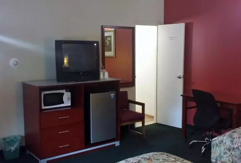 ホテル Budget Inn Fairport