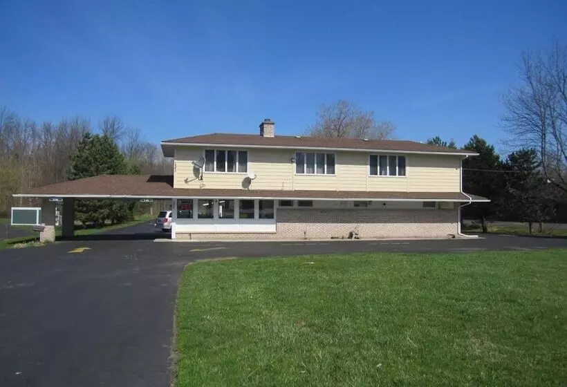 ホテル Budget Inn Fairport