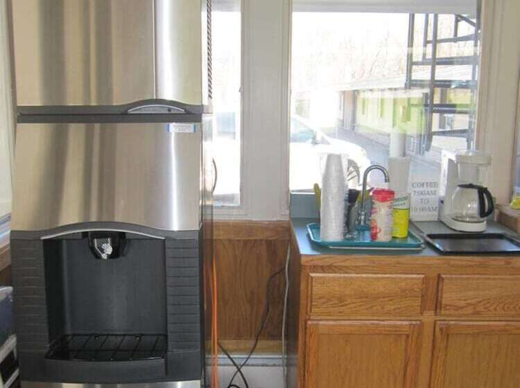 בית מלון כפרי Budget Inn Fairport