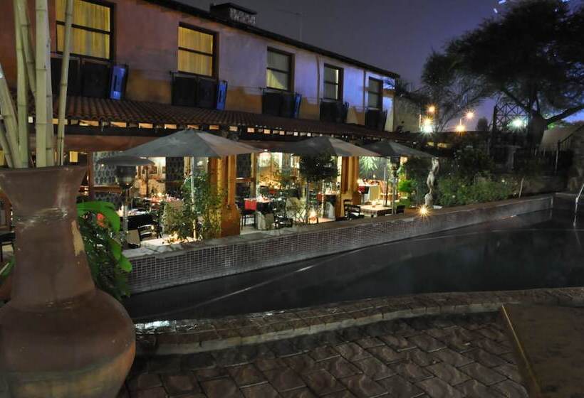 Hotel Casa Toscana Lodge