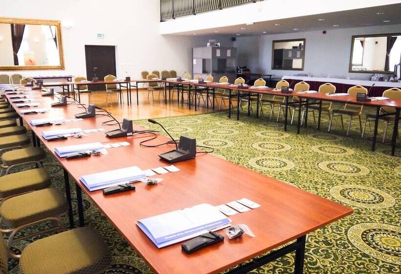 هتل Centrum Konferencyjno Apartamentowe Mrówka