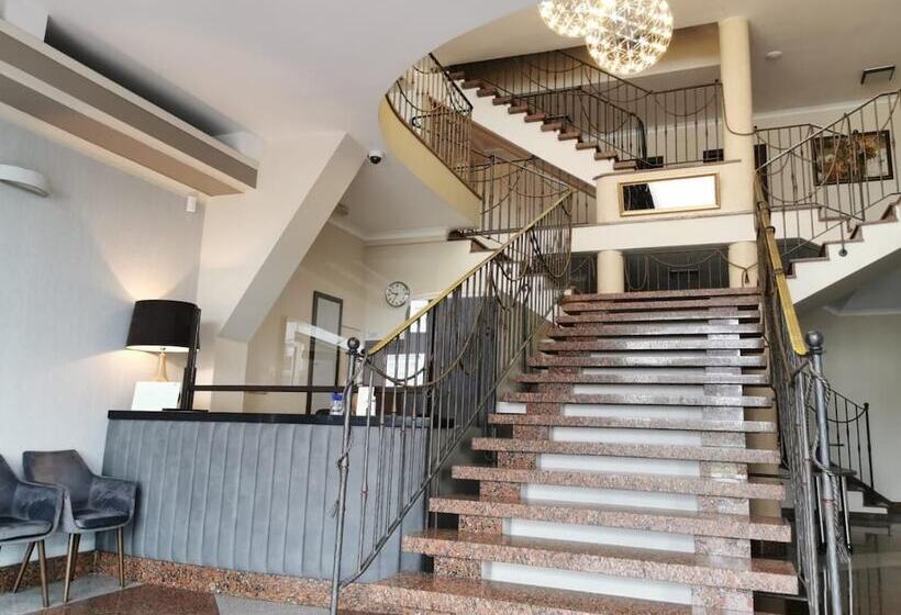 هتل Centrum Konferencyjno Apartamentowe Mrówka