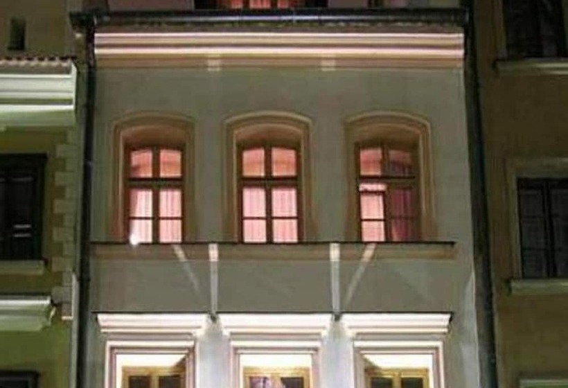 בית מלון כפרי Duval Serviced Apartments