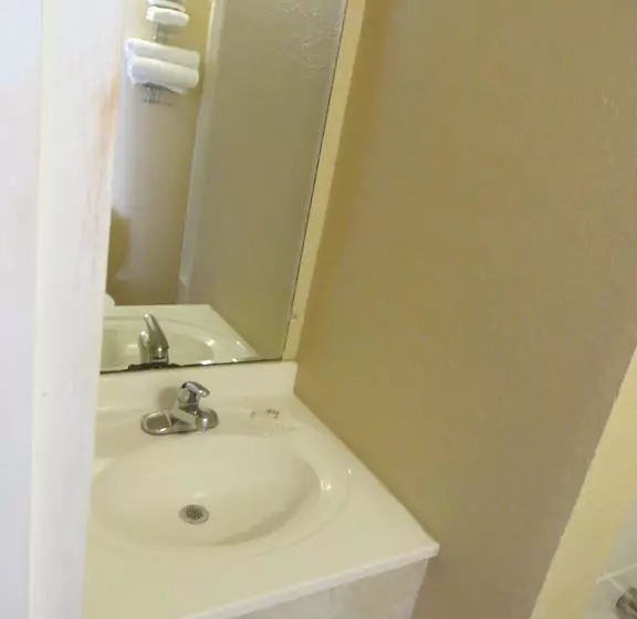 ホテル Economy Inn  Fort Dodge