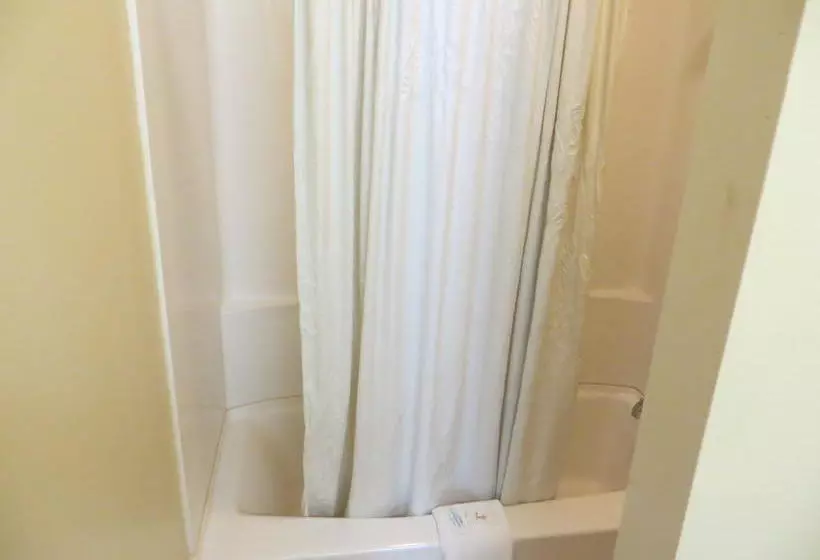 ホテル Economy Inn  Fort Dodge