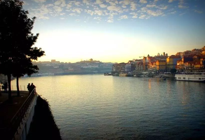 ホテル Gaia Porto Hostel
