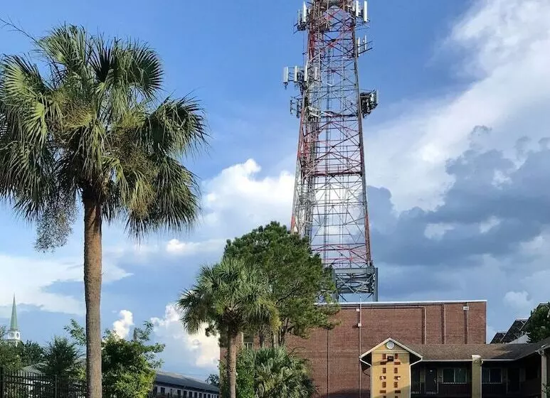 ホテル Gainesville Lodge